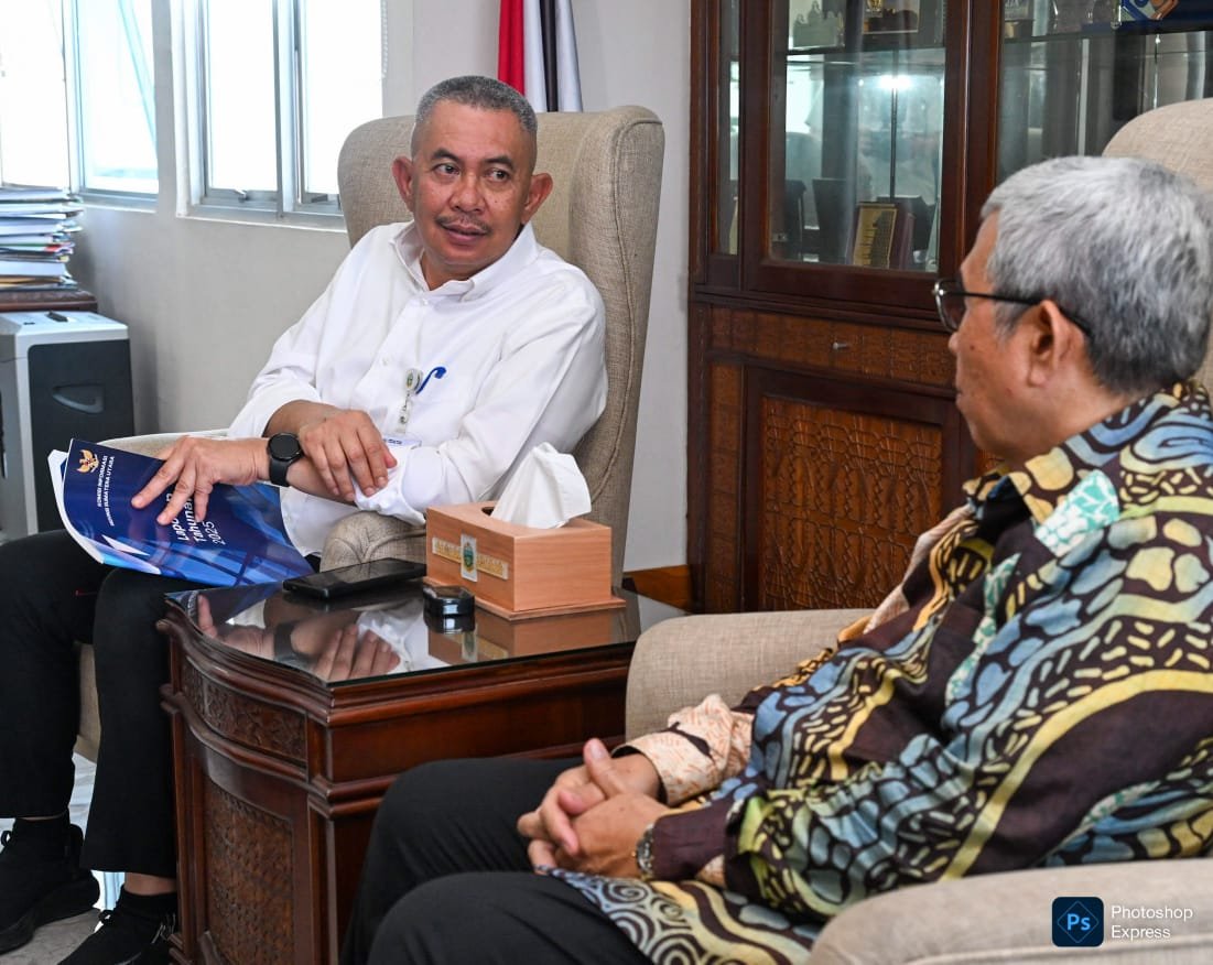 IMG-20260224-WA0048 Sulaiman Harahap menerima Audiensi Komisioner Komisi Informasi Sumut dalam rangka penyerahan Laporan Kinerja Komisi Informasi Sumut Tahun 2025. (Pemprov Sumut Dok)