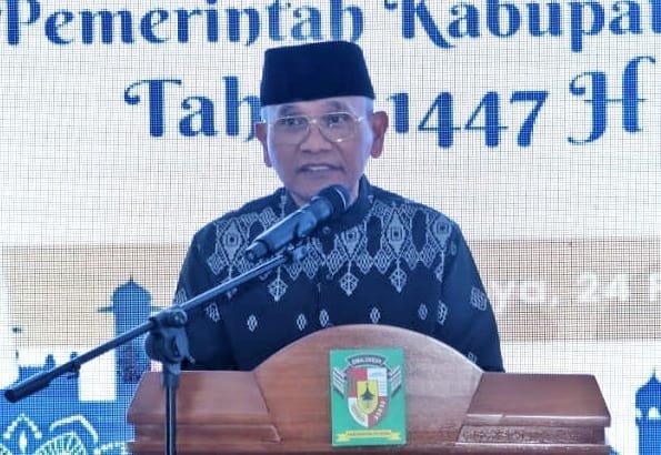 Bupati Simalungun Anton Achmad Saragih Bupati Simalungun Anton Achmad Saragih