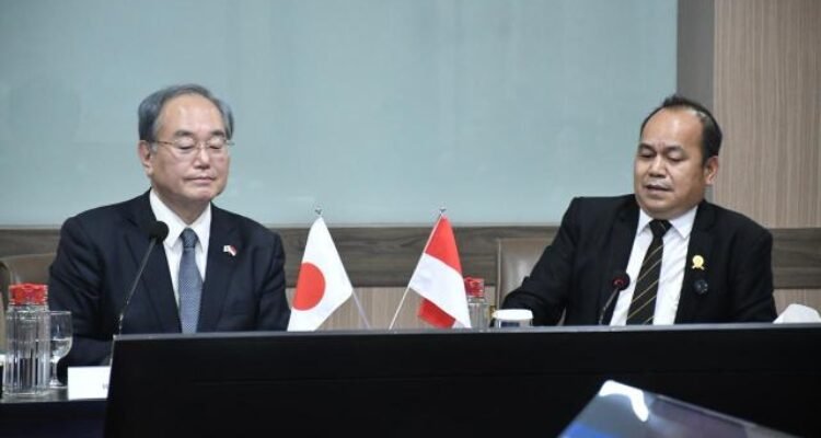 Ketua Komisi Pengawas Persaingan Usaha (KPPU) M. Fanshurullah Asa menerima kunjungan Ketua Japan Fair Trade Commission (JFTC) Chatani Eiji di Kantor KPPU, Rabu (29/4/2026).