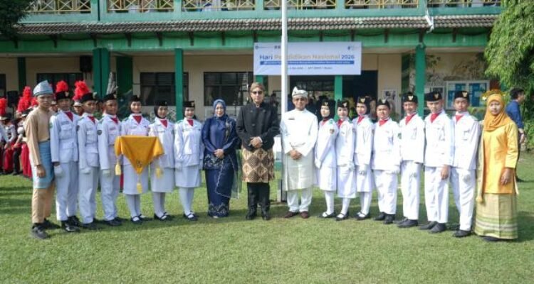 Rico Waas usai menjadi Inspektur Upacara (irup) dalam rangka memperingati Hari Pendidikan Nasional (Hardiknas) tahun 2026, di UPT SMP N 1 Medan, Sabtu (2/5/2026).