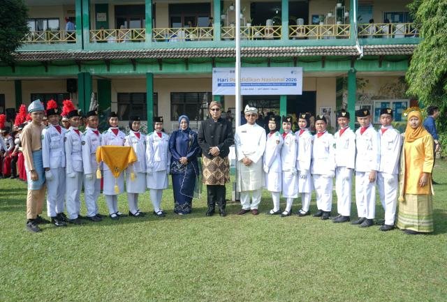 Rico Waas usai menjadi Inspektur Upacara (irup) dalam rangka memperingati Hari Pendidikan Nasional (Hardiknas) tahun 2026, di UPT SMP N 1 Medan, Sabtu (2/5/2026).