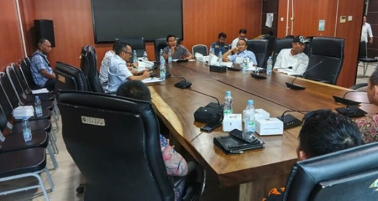 Rapat Dengar Pendapat (RDP) dengan PUD Pembangunan Kota Medan, Senin (4/5/2026). RDP dipimpin Wakil Ketua Komisi III, T. Bahrumsyah.