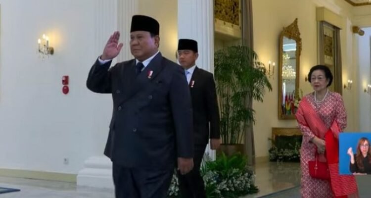 Presiden ke-5 RI sekaligus Dewan Pengarah BPIP Megawati Sukarnoputri bersama Wakil Presiden RI Gibran Rakabuming Raka turut hadir mendampingi Presiden Prabowo Subianto jeang Upacara Hari Lahir Pancasila, Senin (1/6)/2026). Foto/CNBC