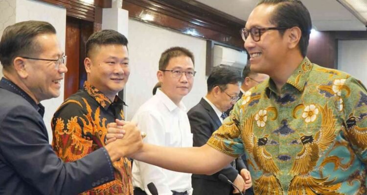 Wali Kota Medan kerja sama Medan-Qingyuan soal pengolahan sampah menjadi energi. (Kominfo Medan Dok)