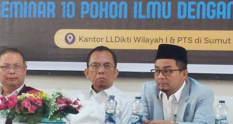 Prof Kusbianto (tengah) saat menjadi narasumber pada seminar nasional 10 Pohon Ilmu LLDikti Wilayah I.