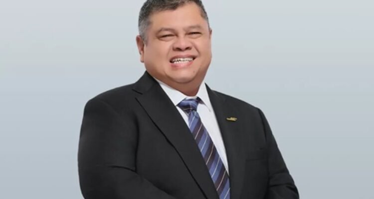 Berdasarkan keputusan pemegang saham Telkomsel yakni Telkom Indonesia dan Singtel telah menetapkan Muhammad Yusuf Ateh sebagai Komisaris Telkomsel yang aktif menjabat terhitung pada 1 Juni 2026.