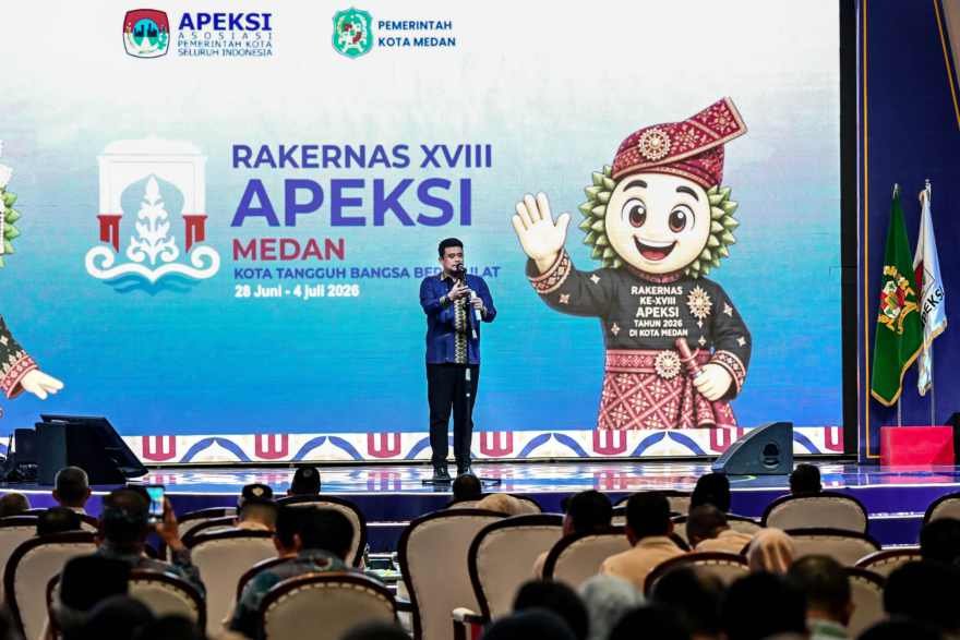 Gubernur Sumatera Utara (Sumut) Bobby Nasution di Pembukaan Rakernas APEKSI XVIII yang diselenggarakan di Grand City Hall, Kota Medan, Rabu (1/7/2026) malam.