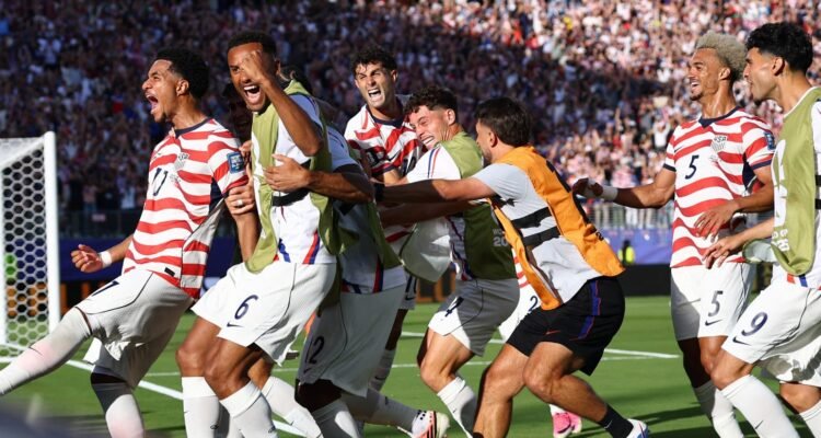 AS melaju ke babak 16 besar usai pukul Bosnia 2-0. (Foto : Google)
