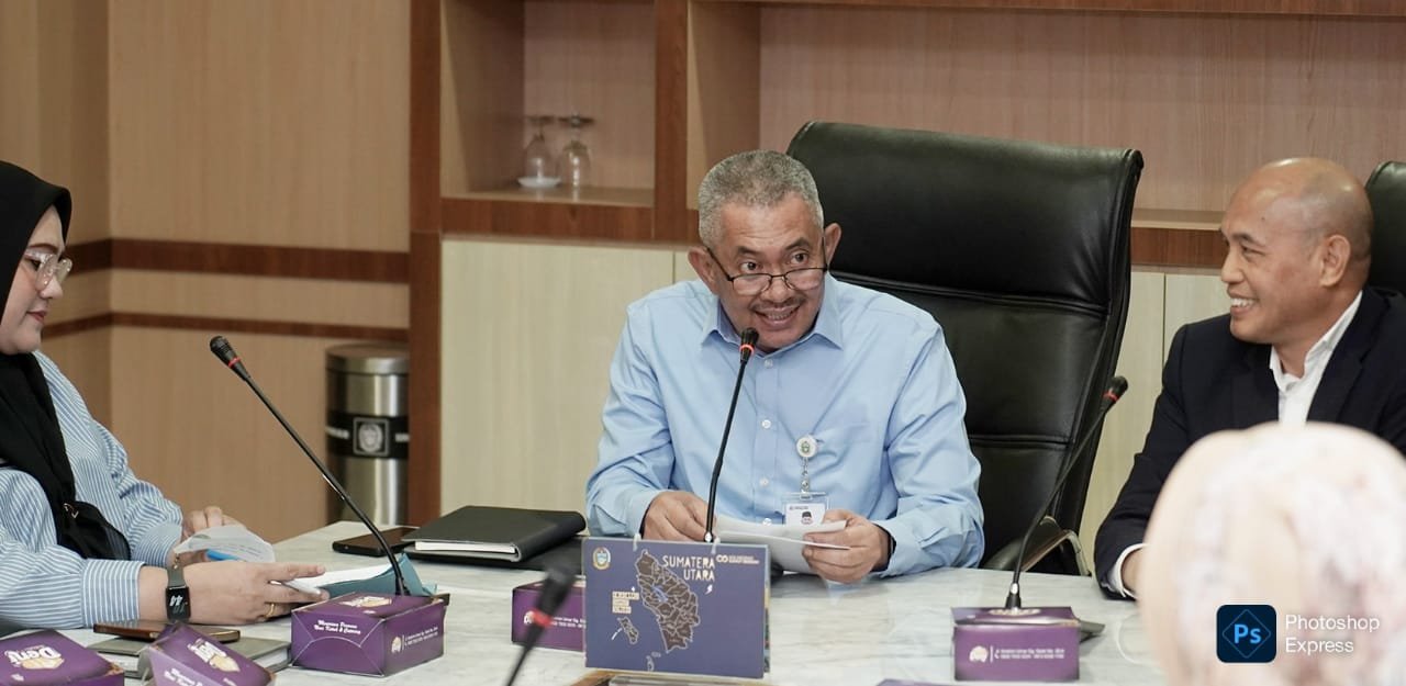 Pj. Sekda Sumut Sulaiman Harahap pimpin rakor perlindungan dan pencegahan nelayan Indonesia di perairan Malaysia dengan Konjen RI Pulau Penang. (Kominfo Sumut Dok)