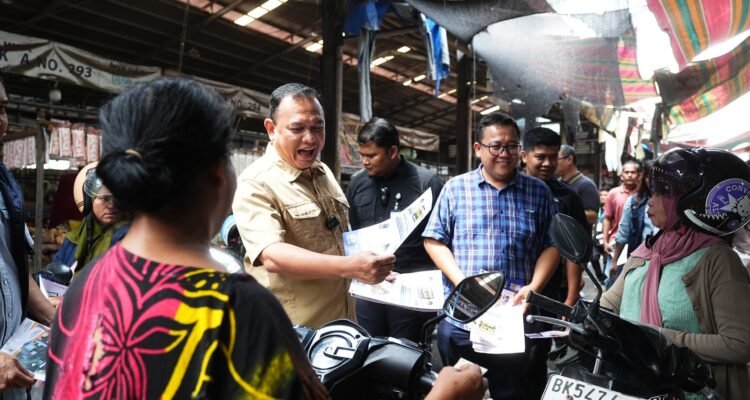Kepala Bapenda Sumut Sutan Tolang Lubis mensosialisasikan ketaatan bayar pajak melalui GAS KEN. Foto; IST