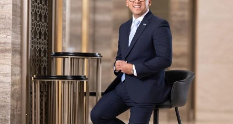 Direktur Finance & Strategy BSI Ade Cahyo Nugroho