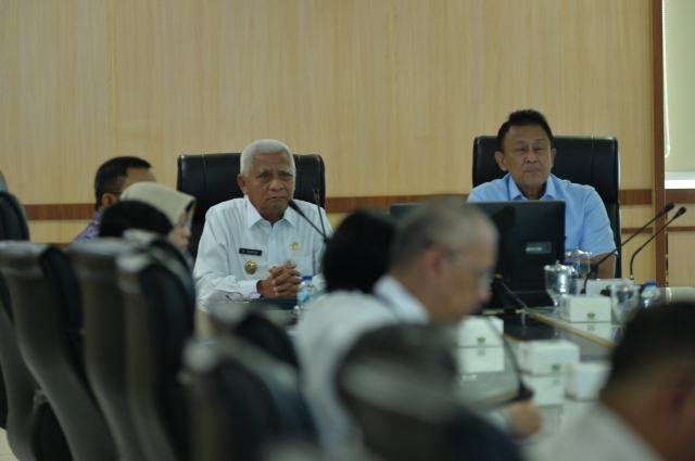 20260909_184236_resize_45 Wakil Gubernur Sumatera Utara (Sumut) Surya mengikuti Rapat Koordinasi Kedeputian I Kantor Staff Presiden RI dengan Pemerintah Provinsi Sumut dan Forkopimda terkait data dan tren kasus Tindak Pidana Perdagangan Orang (TPPO) di Ruang Rapat I Lantai 2 Kantor Gubernur Sumut Jalan Diponegoro Kota Medan. Rabu (9/9/2026). Foto/Diskominfo Sumut