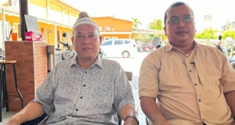 Ketua Keluarga Besar Ikatan Kekeluargaan Antar Rekanan (IKRAR) Harist Lubis SE didampingi Sekretaris Syahril.