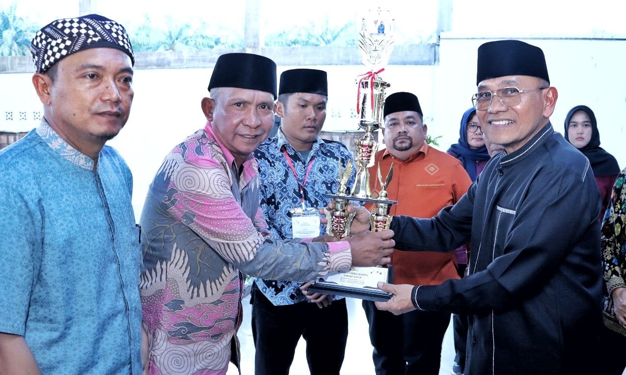 Bupati Simalungun. Anton Achmad Saragih meresmikan Kampung Ramadan Sampantao Square 1447 H di kompleks Islamic Centre Masjid Agung Al Munawwarah, Perdagangan, Kecamatan Bandar, Sabtu (21/2/2026). Foto: dokumen Dinas Kominfo Simalungun
