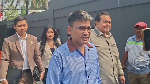 Ruben Onsu ditetapkan tersangka dalam kasus penipuan dan penggelapan oleh penyidik Polres Metro Jakarta Selatan. (KapanLagi.com)