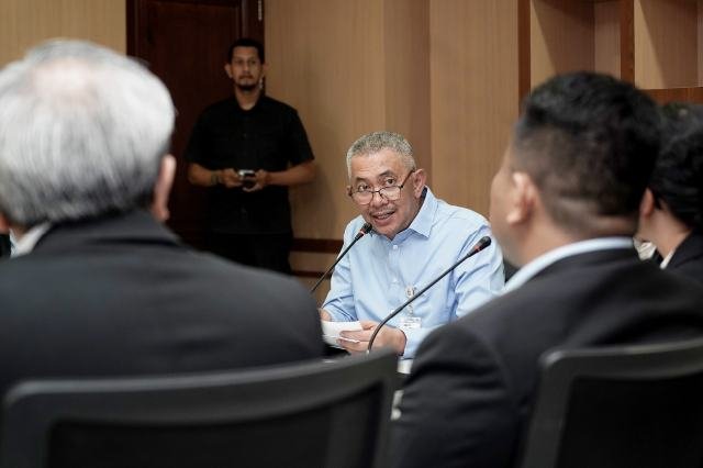 Pj. Sekretaris Daerah Provinsi Sumatera Utara (Sumut) Sulaiman Harahap memimpin Rapat Koordinasi perlindungan dan pencegahan nelayan Indonesia di perairan Malaysia dengan Konjen RI Pulau Penang di Ruang Rapat II Lantai 2 Kantor Gubernur Sumut Jalan Diponegoro Kota Medan, Selasa (7/7/2026). Foto/Diskominfo Sumut 