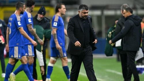 Genaro Gattuso, pelatih kepala Timnas Italia tertunduk lesu setelah kalah dari Bosnia & Herzegovina. (AFP)