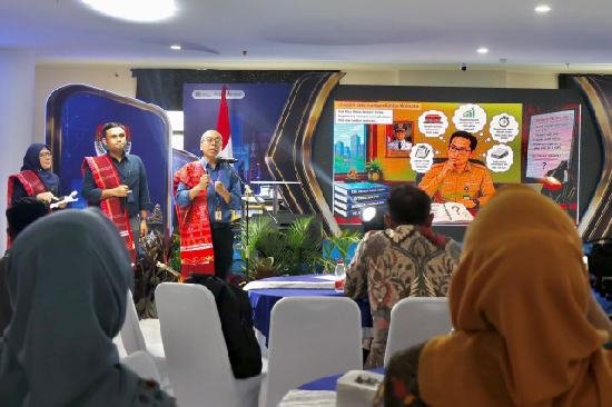 Bapenda Kota Medan secara resmi memperkenalkan inovasi terbarunya, QRESTO (Quick Response Electronic Splitting System for Tax Optimization), dalam perhelatan Forum Bisnis dan Investasi pada rangkaian Rapat Kerja Nasional (Rakernas) Asosiasi Pemerintah Kota Seluruh Indonesia (APEKSI) XVIII di Mall Pelayanan Publik, Rabu (1/7/2026).